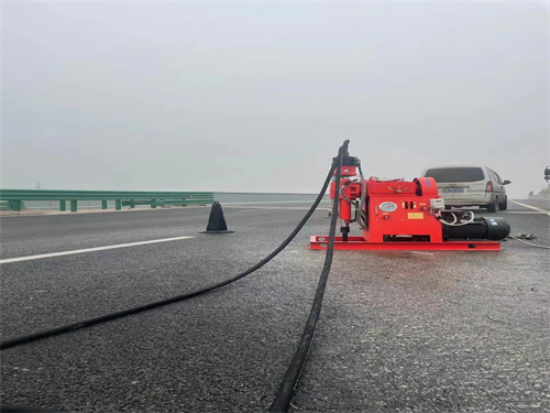 申扎路面裂缝路基下沉可以采用注浆加固吗?